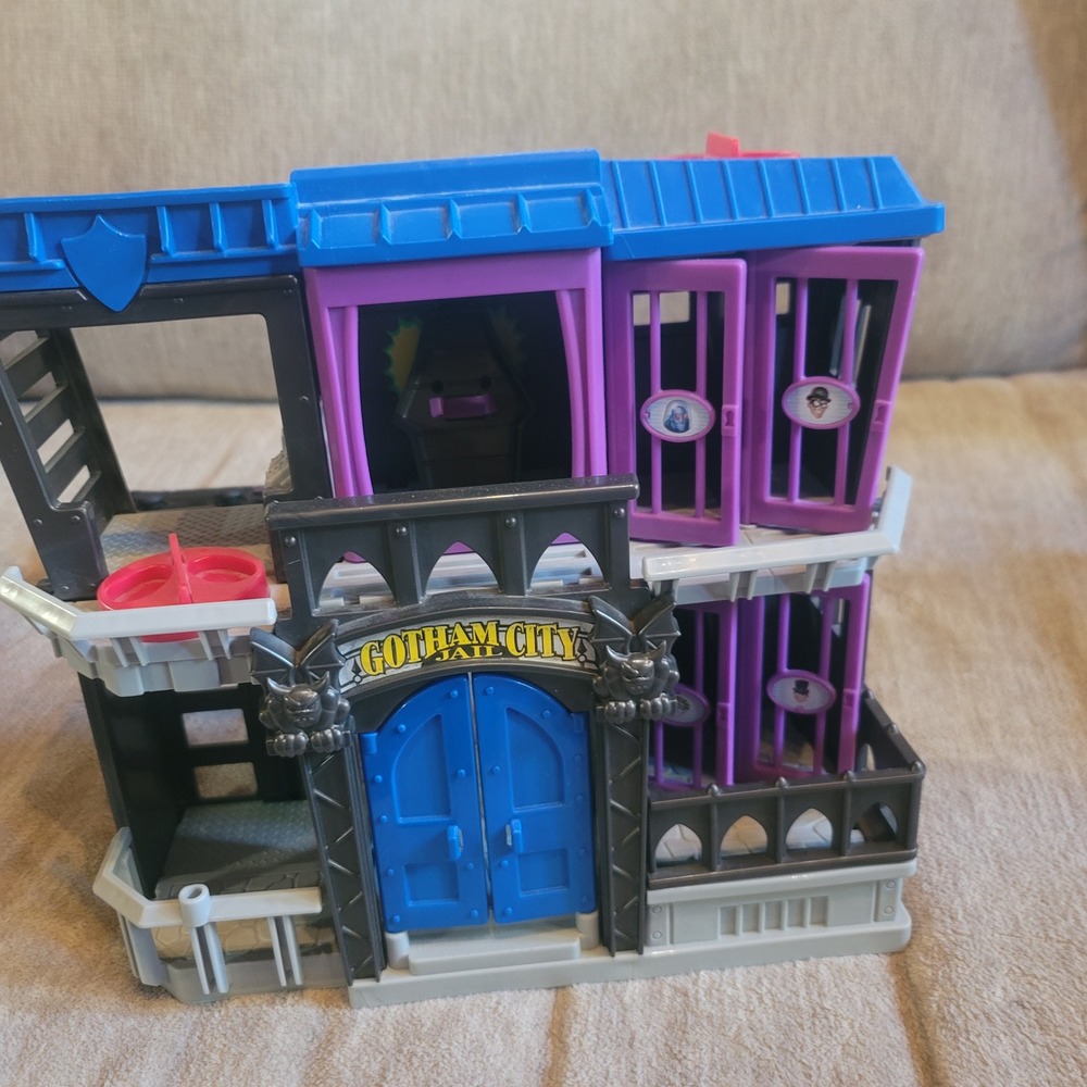Fisher-Price Imaginext DC Super Friends Gotham City Jail Batman Playset Black